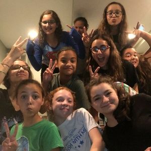 Meet your Posher, Kayla